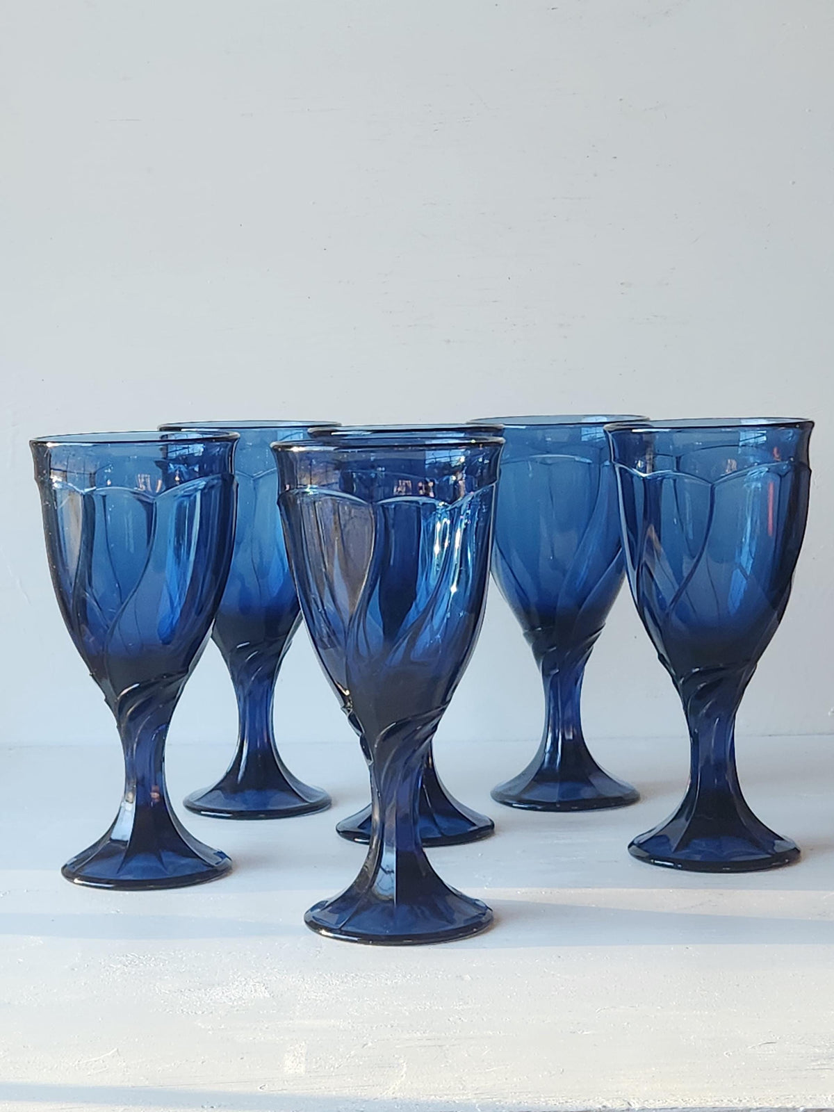 Noritake Sweet Swirl 7 3/8" Stemmed Water Goblets Midnight Dark Blue Set of Six